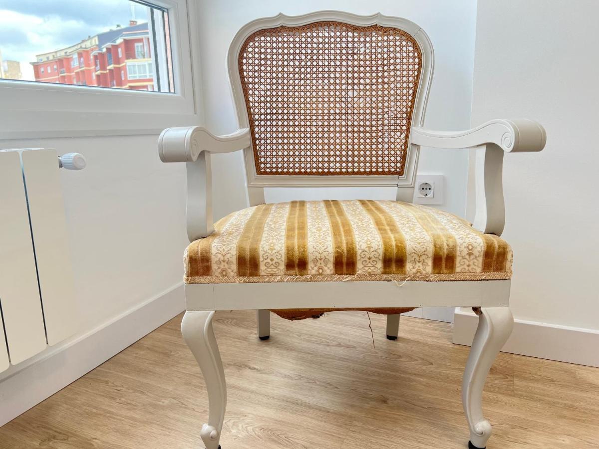 Ansar Suite Torrelavega Eksteriør billede