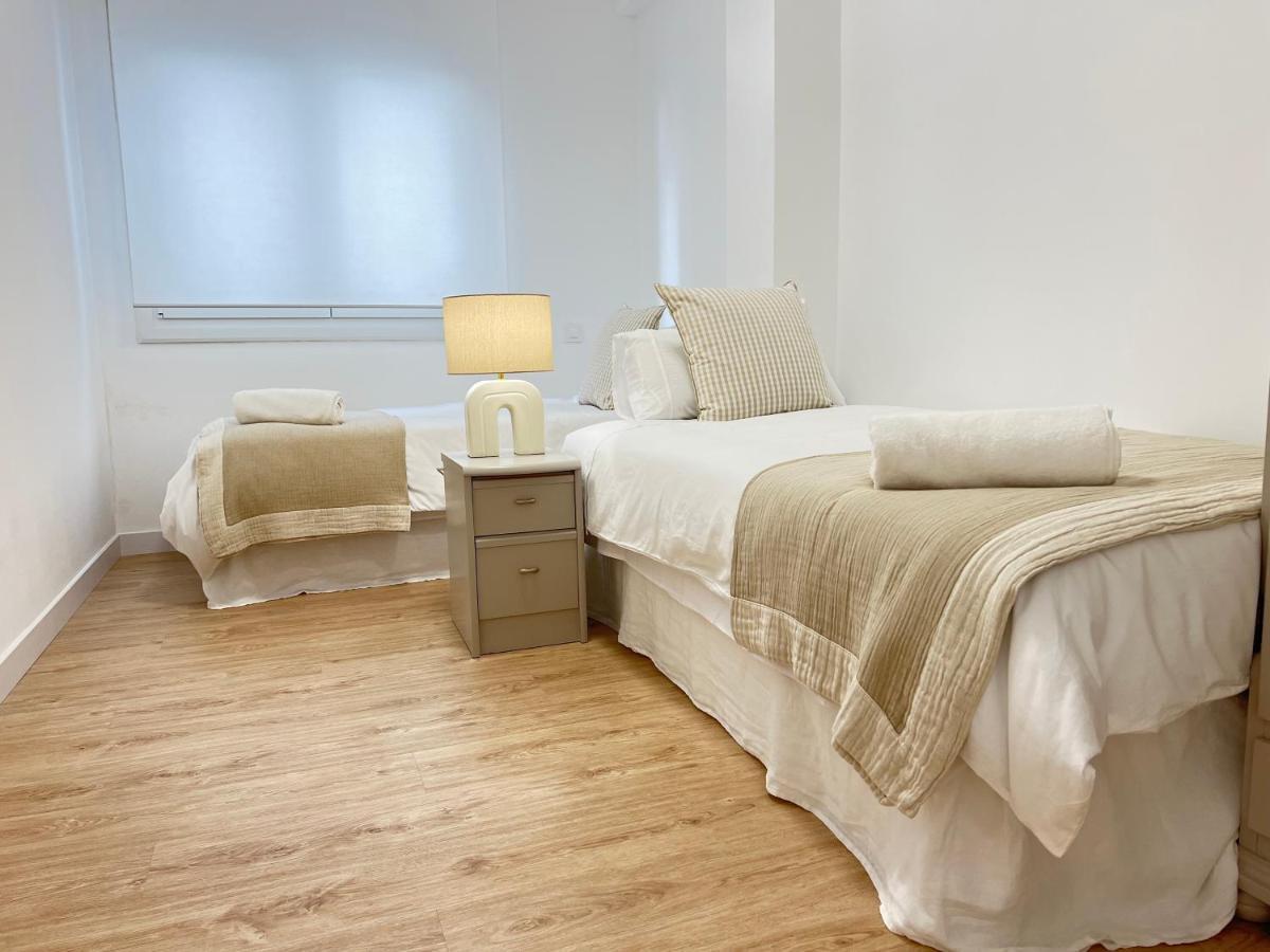 Ansar Suite Torrelavega Eksteriør billede