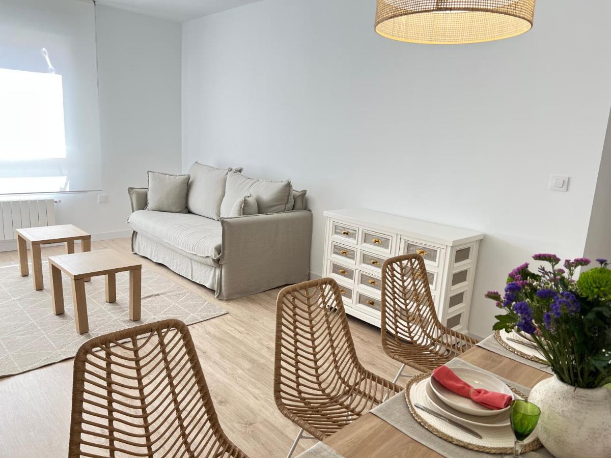 Ansar Suite Torrelavega Eksteriør billede