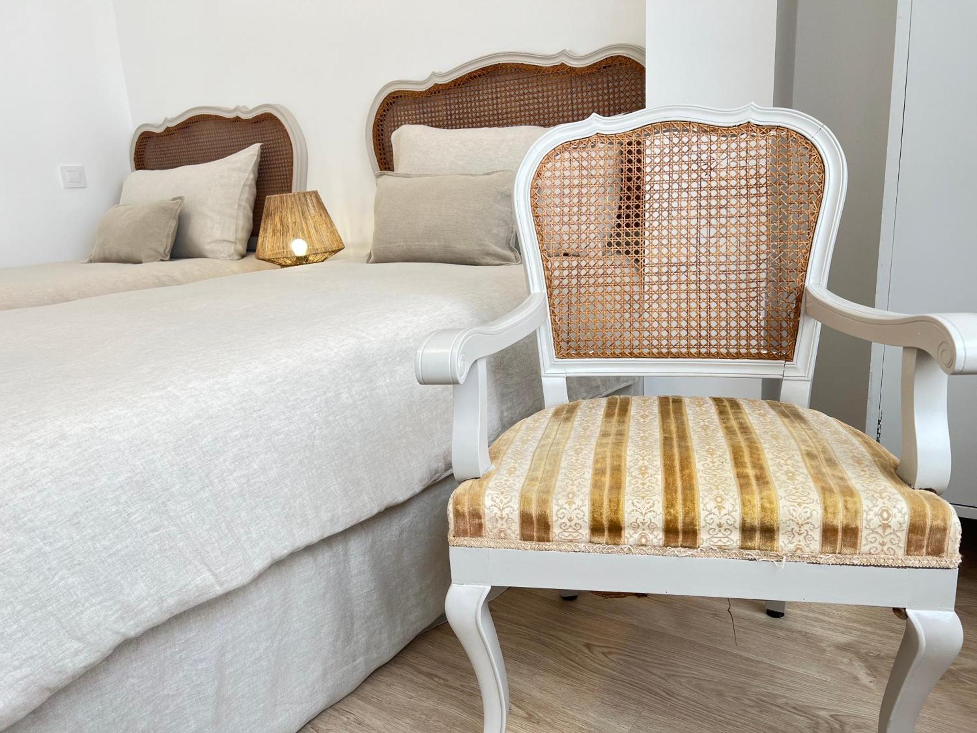Ansar Suite Torrelavega Eksteriør billede